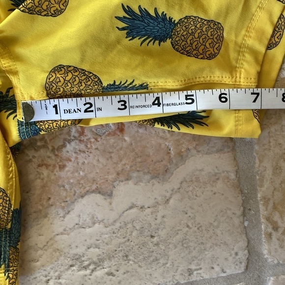 Hurley Volley Swim Trunks Men’s/Boys S Activewear Pineapples Tropical Beach - Picture 11 of 12